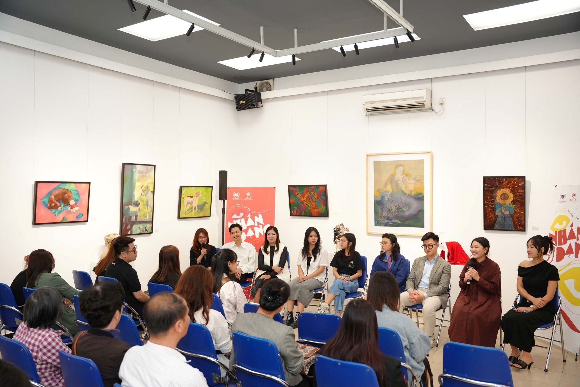 Nhóm tài năng trẻ Vinschool tổ chức Triển lãm nghệ thuật Nhân Dạng - 2 Nhóm tài năng trẻ Vinschool tổ chức Triển lãm nghệ thuật Nhân Dạng - 2
