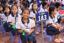 Toàn cảnh vấn đề SGK tiếng Việt lớp 1 gây ồn ào vì nhiều "sạn"