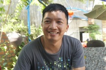 Khen thưởng tài xế đưa bé gái 2 tuổi lang thang lúc 1h sáng về nhà