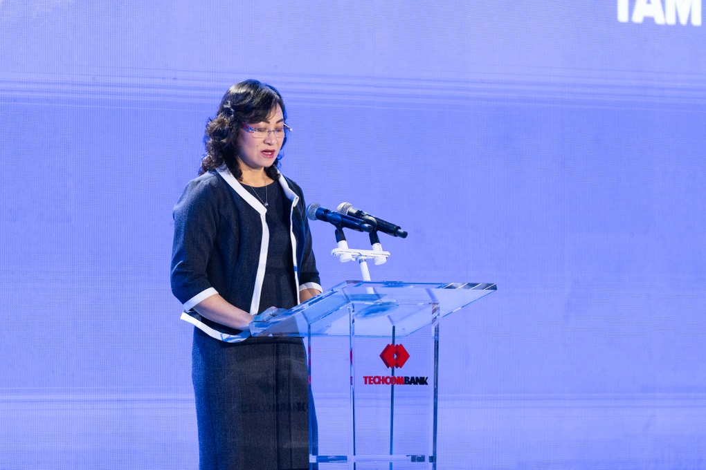 Techcombank Investment Conference 2025៖ ចក្ខុវិស័យសម្រាប់វៀតណាមថ្មី - ២ Hội nghị đầu tư Techcombank 2025: Tầm nhìn cho một Việt Nam mới - 2