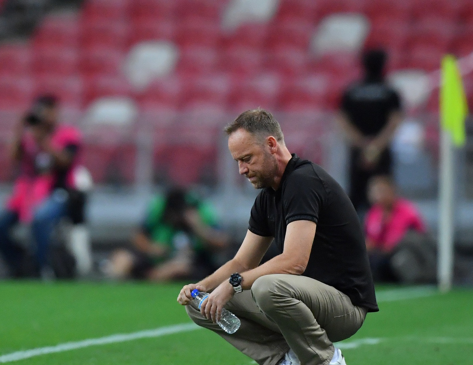 Tim Thailand mengucapkan selamat tinggal kepada Mano Polking, pelatih Jepang menggantikan - 1 Đội tuyển Thái Lan chia tay Mano Polking, HLV người Nhật Bản thay thế - 1