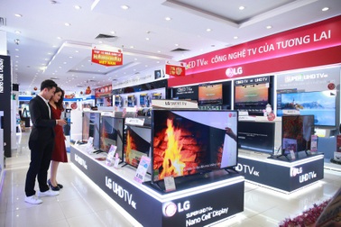 Dòng TV 4K tầm 20 triệu hút khách cuối năm