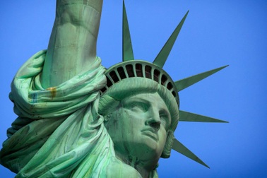 Muôn sắc thái của tượng nữ thần Tự do trên thế giới