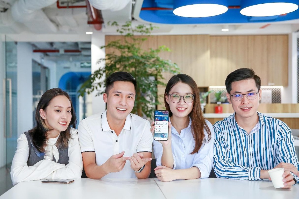 Đặt vé máy bay, vé tàu trên ứng dụng ngân hàng tiết kiệm tới 500.000 đồng - 1 Đặt vé máy bay, vé tàu trên ứng dụng ngân hàng tiết kiệm tới 500.000 đồng - 1
