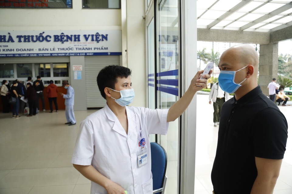 Có gì bên trong 2 phòng khám dã chiến chống Covid-19 tại Bệnh viện K? - 1