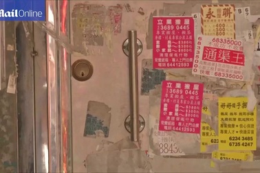 Bên trong một căn nhà "quan tài" của người thu nhập thấp ở Hong Kong