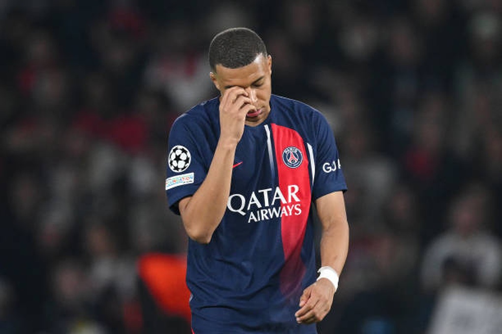 Nợ lương Mbappe, PSG có thể bị cấm tham dự Champions League - 1 Nợ lương Mbappe, PSG có thể bị cấm tham dự Champions League - 1