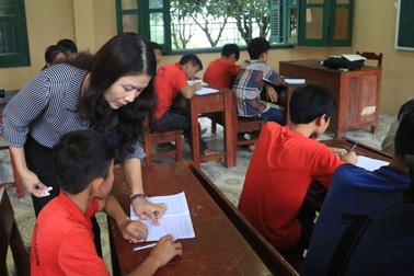 Giáo viên bất ngờ với bản tổng kết đậm “chất kiếm hiệp” của cậu học trò đặc biệt