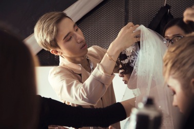 Henry Trần – Tôi sẽ chỉ đường nếu bạn lạc hướng