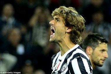 Bí tiền đạo, Arsenal tính giải thoát “hàng thải” của Juve