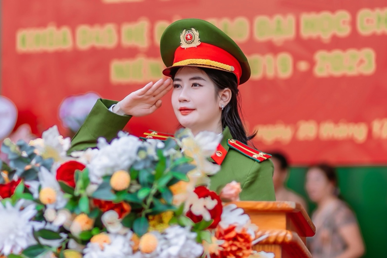 Ngày Tết của thủ khoa tốt nghiệp: Niềm vui và trăn trở trước hành trình mới - 4 Ngày Tết của thủ khoa tốt nghiệp: Niềm vui và trăn trở trước hành trình mới - 4