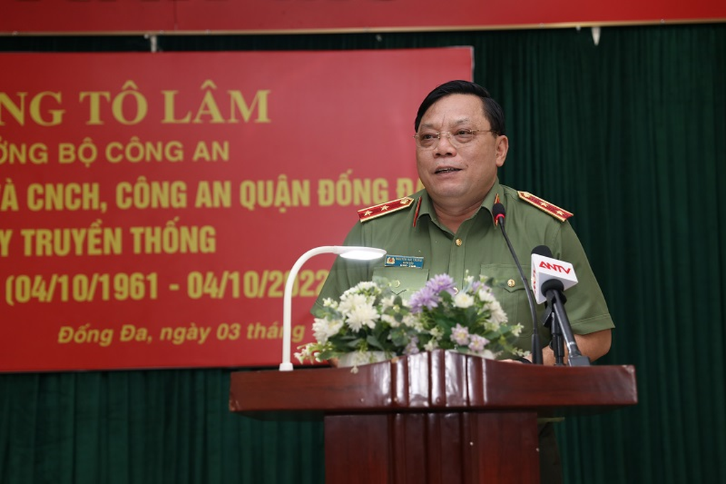 Đại tướng Tô Lâm nhắc lại những tấm gương chiến sĩ xả thân cứu hỏa - 4 Đại tướng Tô Lâm nhắc lại những tấm gương chiến sĩ xả thân cứu hỏa - 4
