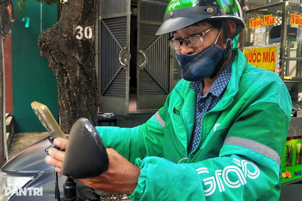 TPHCM đổi 400.000 xe xăng sang xe điện, tài xế thấp thỏm thay cần câu cơm - 1