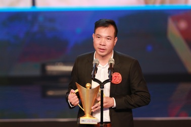 Hoàng Xuân Vinh, Ánh Viên đoạt Cúp Chiến thắng 2016