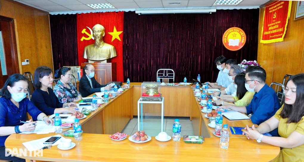 Shinnyo-en trao tặng 9000 USD đến học sinh, sinh viên nghèo Việt Nam - 2 Shinnyo-en trao tặng 9000 USD đến học sinh, sinh viên nghèo Việt Nam - 2