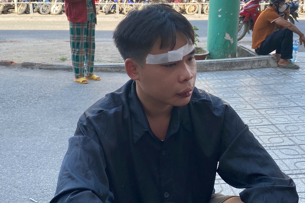 Vụ tai nạn trên cao tốc, 11 người thương vong: Ám ảnh cảnh người la hét - 1 Vụ tai nạn trên cao tốc, 11 người thương vong: Ám ảnh cảnh người la hét
