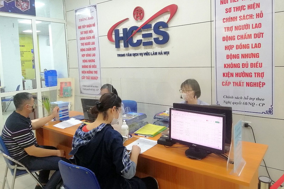 Cuối năm, mức lương nhân sự giỏi ở nhiều vị trí vẫn còn là câu hỏi mở… - 1 Cuối năm, mức lương nhân sự giỏi ở nhiều vị trí vẫn còn là câu hỏi mở… - 1