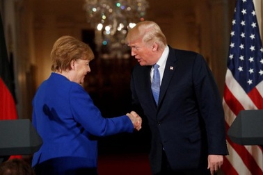 Bà Merkel tiết lộ bí quyết thuyết phục ông Trump