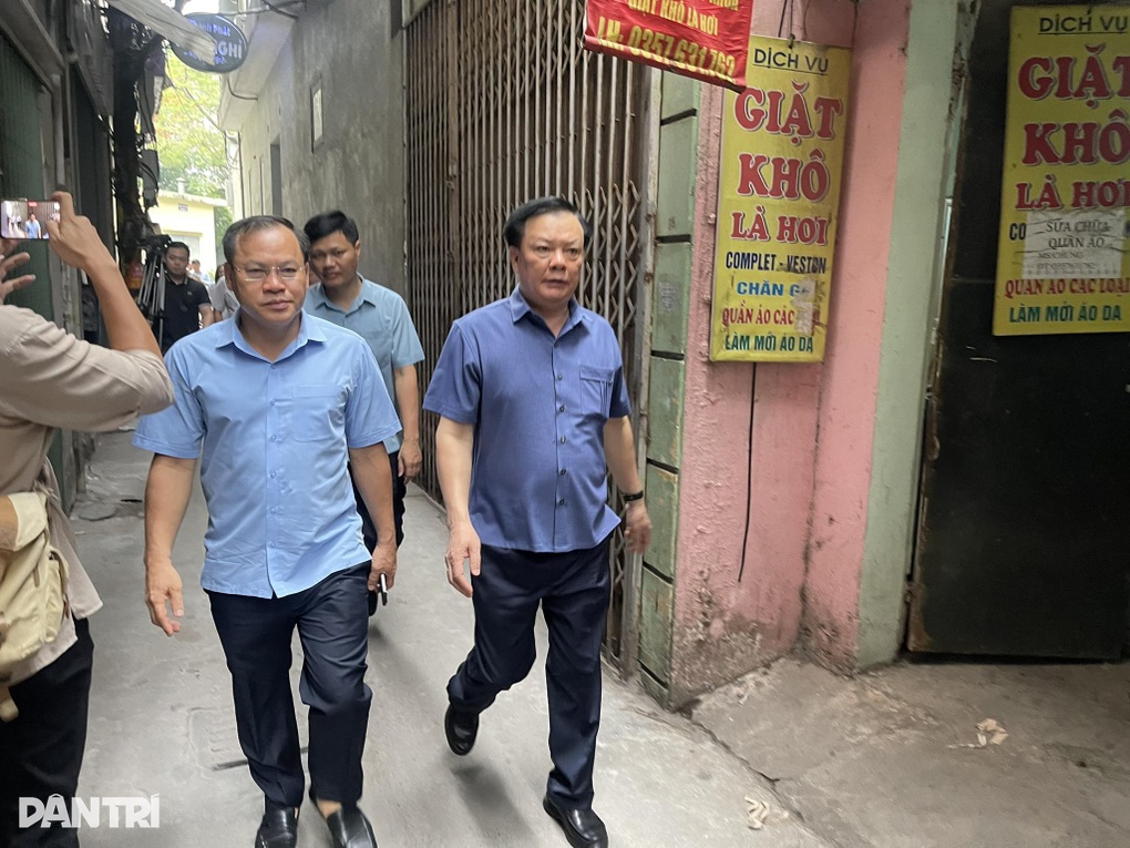 Bí thư Hà Nội: Xử nghiêm sai phạm nếu có trong vụ cháy 14 người tử vong - 1 Bí thư Hà Nội: Xử nghiêm sai phạm nếu có trong vụ cháy 14 người tử vong - 1