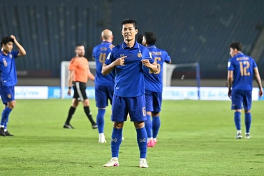 FIFA: "Cú sút xa tuyệt đẹp giúp Thái Lan thắng tuyển Việt Nam"