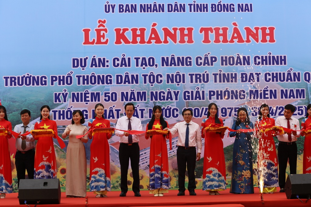 Khánh thành Trường Phổ thông Dân tộc nội trú Đồng Nai 152 tỷ đồng - 3 Khánh thành Trường Phổ thông Dân tộc nội trú Đồng Nai 152 tỷ đồng - 3