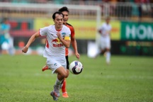 HLV Kiatisuk quyết thay đổi khả năng dứt điểm của Văn Toàn