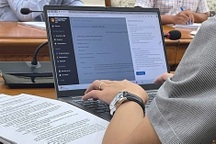 HĐND TPHCM lần đầu ứng dụng trí tuệ nhân tạo thẩm tra dự thảo nghị quyết