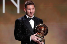 Báo giới Anh khẳng định Messi giành Quả bóng vàng lần thứ 8