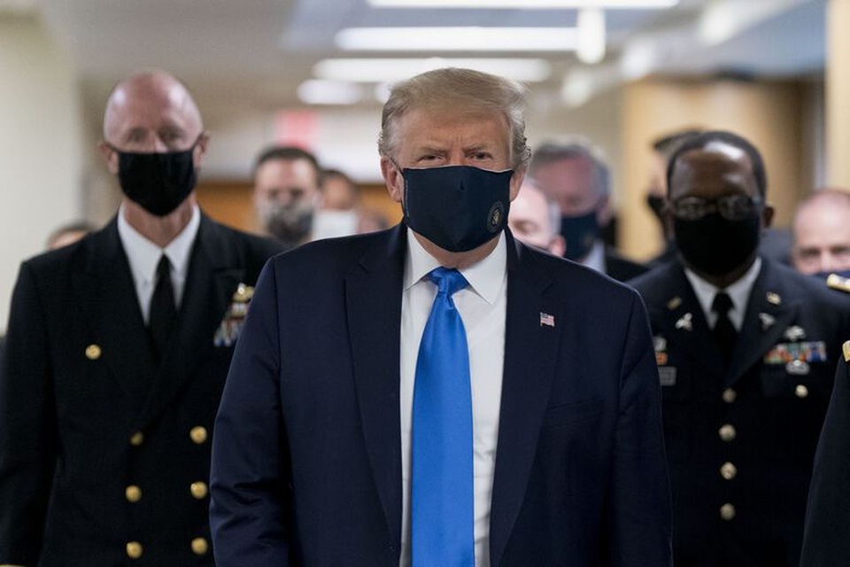 Nhà cái Anh dừng đặt cược kết quả bầu cử vì ông Trump mắc Covid-19 - 2 Nhà cái Anh dừng đặt cược kết quả bầu cử vì ông Trump mắc Covid-19 - 2