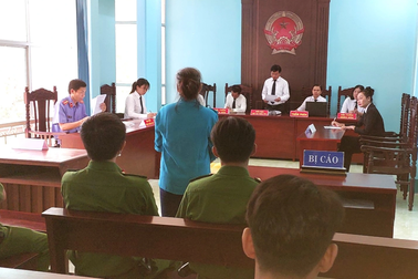 Người phụ nữ U60 xâm hại tình dục 3 trẻ em ở nhà người quen