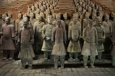 Bí mật đằng sau những vũ khí nghìn năm của đội quân đất nung Tần Thuỷ Hoàng
