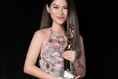 Ngọc Thanh Tâm nhận giải đặc biệt tại LHP châu Á - Thái Bình Dương 2018