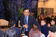 "Giáo sư Xoay" Đinh Tiến Dũng làm MC chương trình "Cơ hội cho ai?"