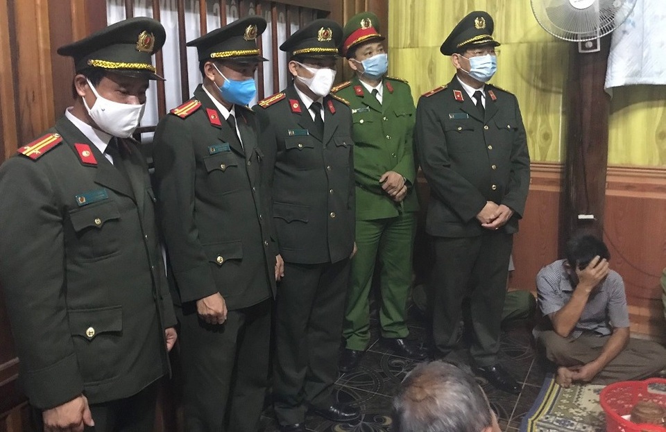 Thăng hàm, làm chế độ liệt sĩ cho chiến sĩ công an hy sinh khi làm nhiệm vụ - 5 Thăng hàm, làm chế độ liệt sĩ cho chiến sĩ công an hy sinh khi làm nhiệm vụ - 5