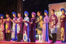 Long Nhật, Lan Vy, Vĩnh Quý tâm huyết với văn hóa Huế