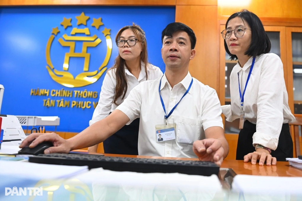 Chính phủ “mở cửa” tăng thu nhập chính đáng cho viên chức - 1