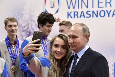 Ảnh "tự sướng" của các nguyên thủ thế giới