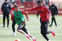 Man Utd đón 7 "thương binh" trở lại trước trận đấu với Tottenham