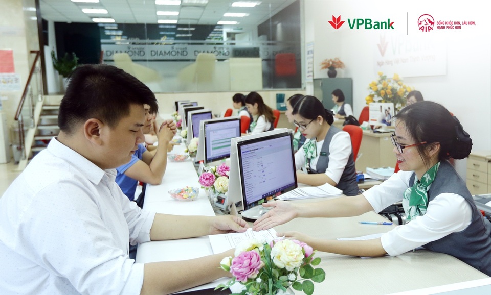 Hiểu đúng về phân phối bảo hiểm qua ngân hàng - 3 Hiểu đúng về phân phối bảo hiểm qua ngân hàng - 3