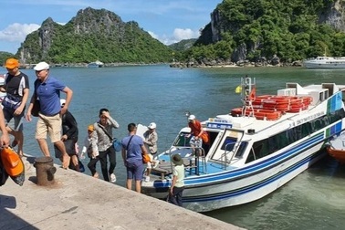 Đến Quảng Ninh du khách không phải trình hộ chiếu vaccine, xét nghiệm PCR