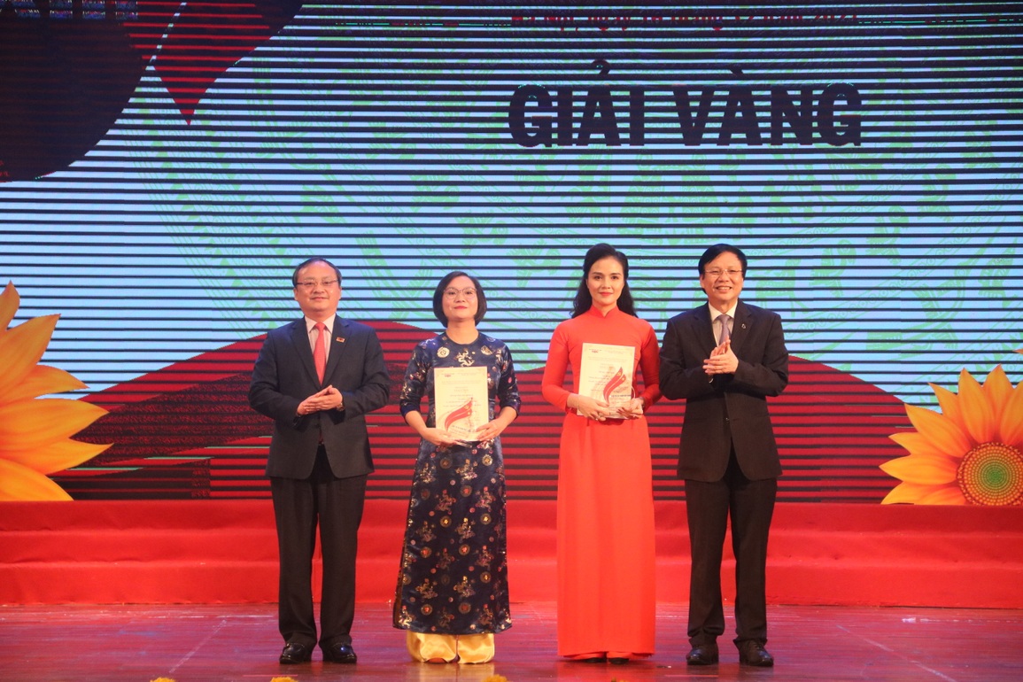 Tổng kết và trao giải 2 cuộc thi nhằm lan tỏa Nghị quyết Đại hội XIII - 5 Tổng kết và trao giải 2 cuộc thi nhằm lan tỏa Nghị quyết Đại hội XIII - 5
