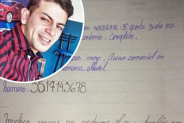 Chàng trai không có tiền in hồ sơ xin việc “đổi vận” nhờ chữ viết tay