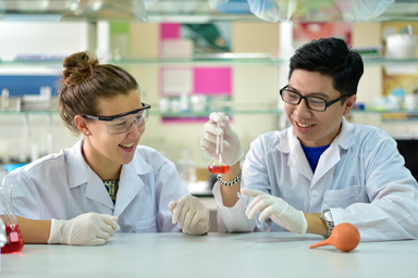 Covid-19: Sự dịch chuyển từ du học sang trường đại học quốc tế trong nước