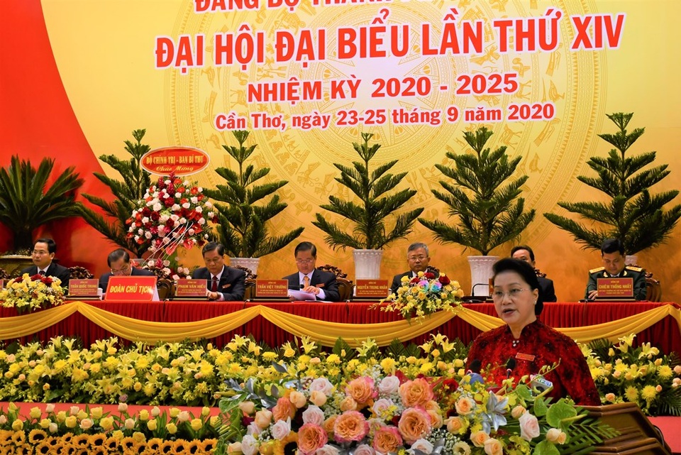 Chủ tịch Quốc hội: Lựa chọn đúng người, sắp xếp đúng việc, bố trí đúng chỗ - 4 Chủ tịch Quốc hội: Lựa chọn đúng người, sắp xếp đúng việc, bố trí đúng chỗ - 4