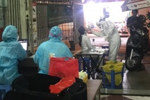 Nhân viên Tân Sơn Nhất phải xét nghiệm âm tính mới được đi làm việc