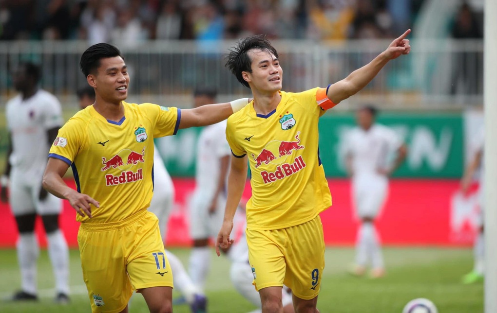 Văn Toàn lập cú đúp, HA Gia Lai đánh bại B.Bình Dương - 2 Văn Toàn lập cú đúp, HA Gia Lai đánh bại B.Bình Dương - 2