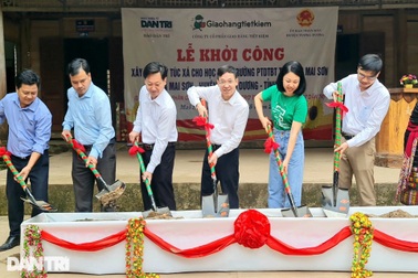 Khởi công xây điểm trường Dân trí giúp học sinh nghèo biên giới Việt - Lào