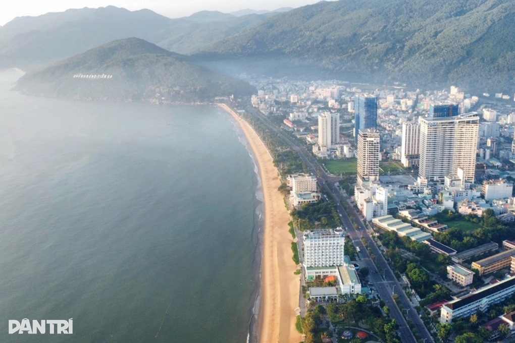 Ưu tiên nhân sự làm công tác chuyên môn phụ trách khối chính quyền - 2 Ưu tiên nhân sự làm công tác chuyên môn phụ trách khối chính quyền - 2