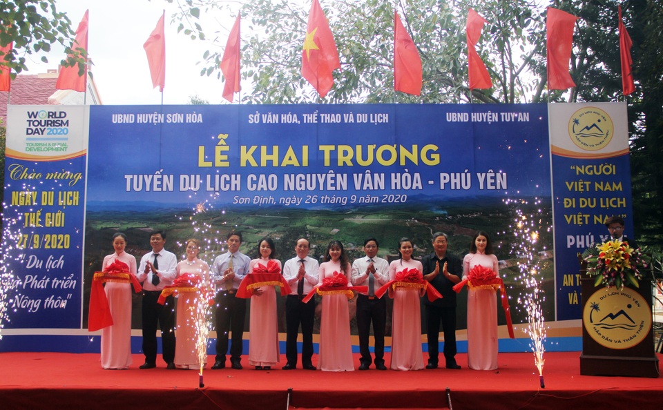 Phú Yên: Khai trương tuyến du lịch cao nguyên Vân Hòa - 2
