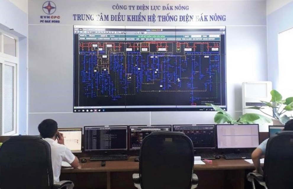 Đẩy mạnh cải cách hành chính ngành điện, hướng tới phục vụ khách hàng - 1 Đẩy mạnh cải cách hành chính ngành điện, hướng tới phục vụ khách hàng - 1